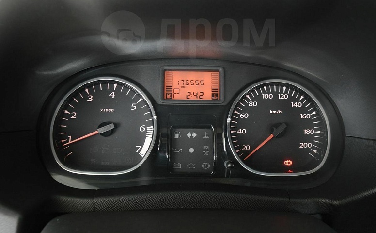 Renault Duster, 1 поколение