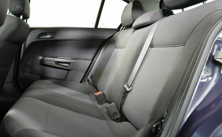 Opel Astra 1.8 Автомат