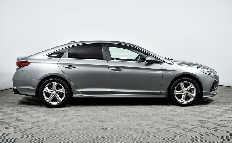 Hyundai Sonata 2.4 АКПП