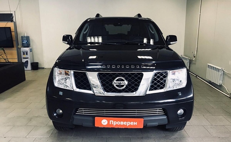 Nissan Pathfinder III