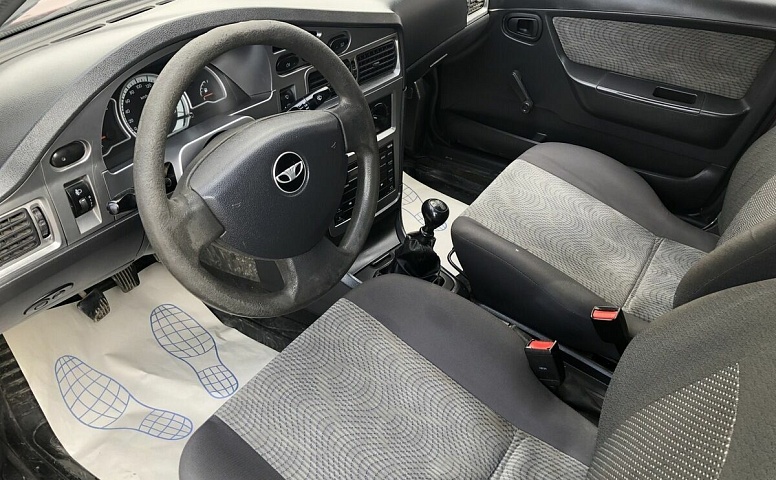Daewoo NEXIA 1.5 MT (80 л.с.)
