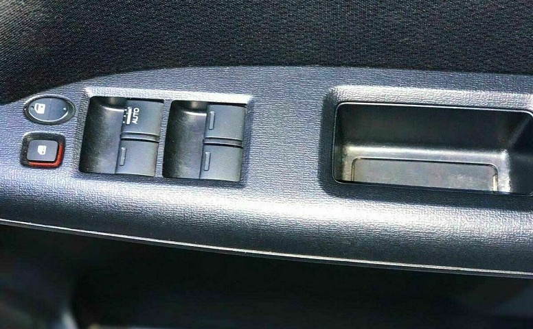 Honda freed spike i