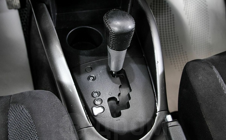 Mitsubishi Outlander, 2 поколение