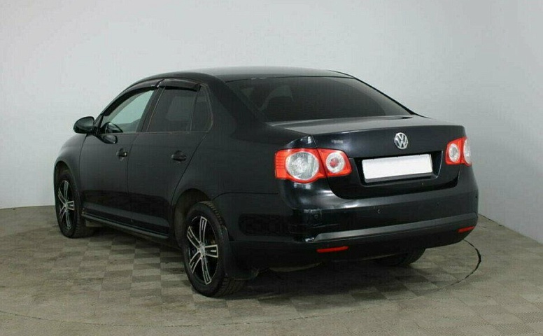 Volkswagen Jetta 1.6 Робот