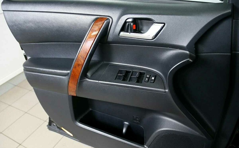 Toyota highlander ii (u40) рестайлинг