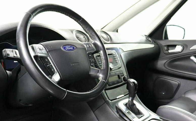 Ford S-MAX 2.0 Робот