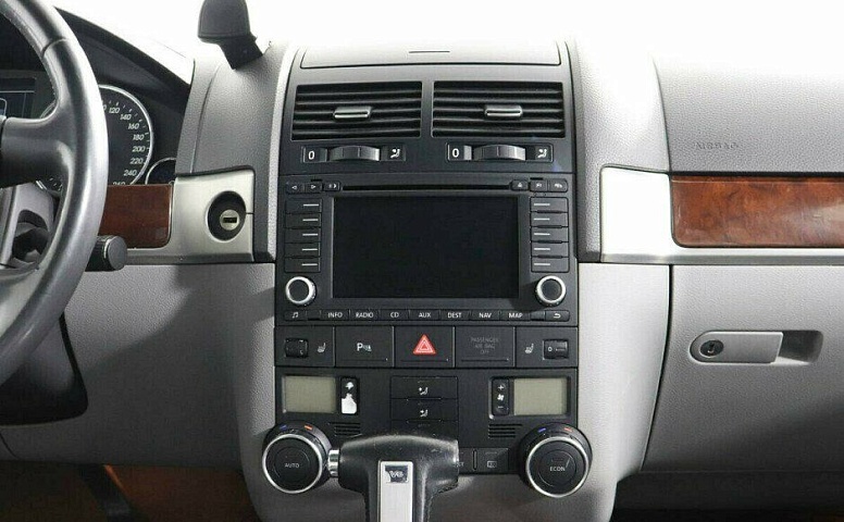 Volkswagen Touareg 3.0 Автомат