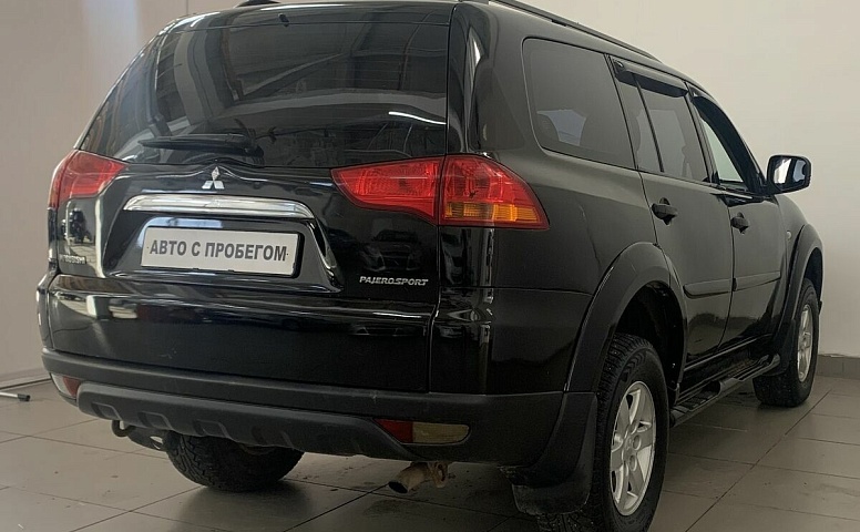 Mitsubishi PAJERO_SPORT 2.5d MT (178 л.с.) 4WD