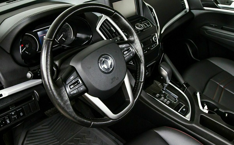 Dongfeng ax7