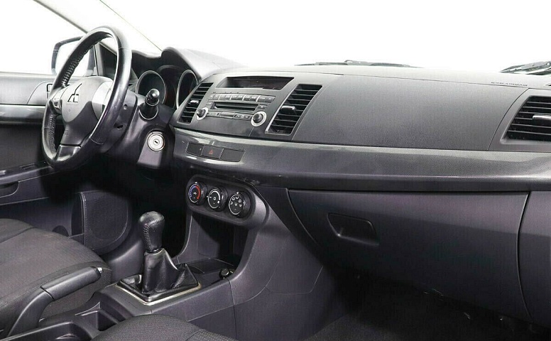 Mitsubishi Lancer X