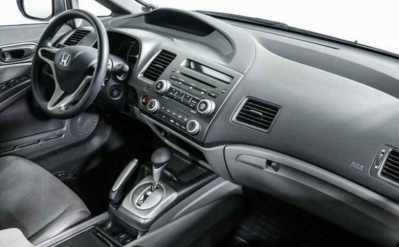 Honda Civic 1.8 Автомат