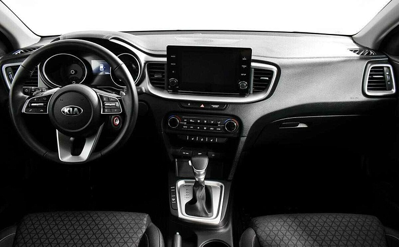 Kia xceed робот 2021 с пробегом 7 300 км