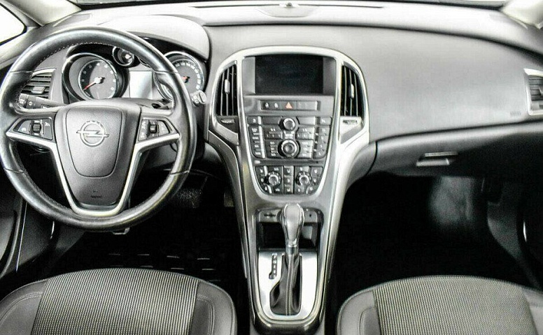 Opel Astra 1.4 Автомат