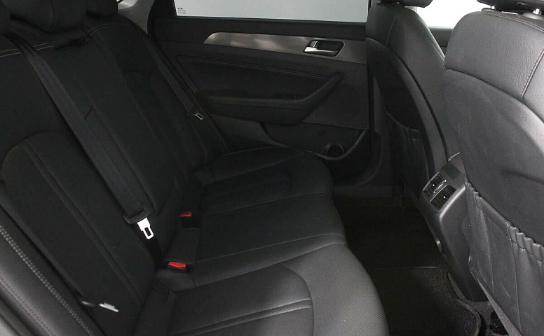 Hyundai Sonata 2.0 АКПП
