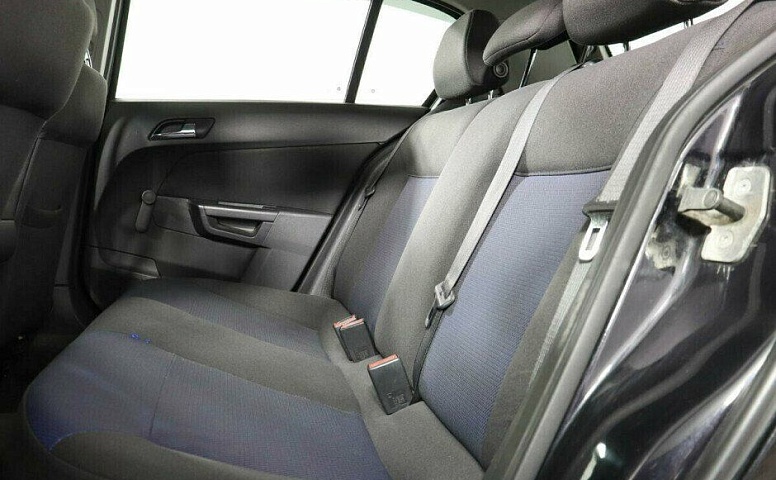 Opel Astra 1.6 Робот