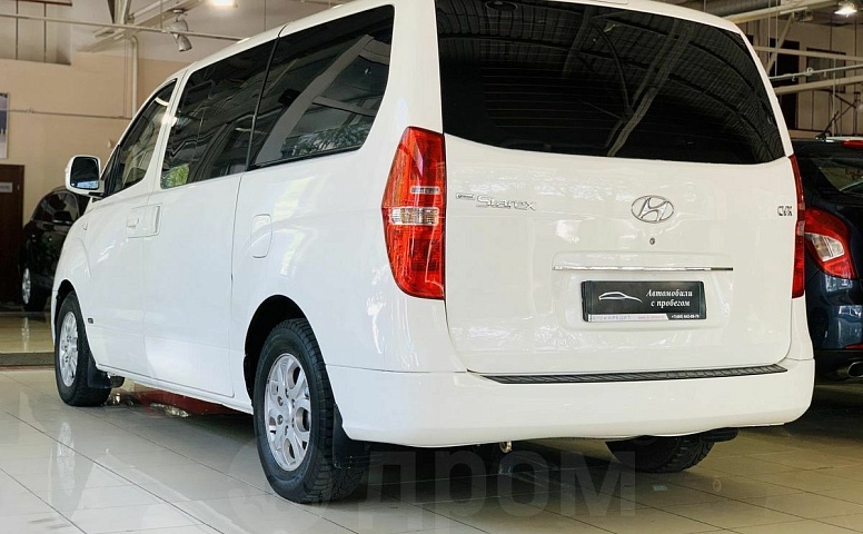 Hyundai Grand Starex