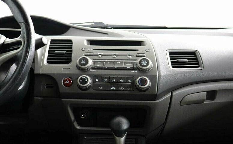 Honda Civic 1.8 Автомат