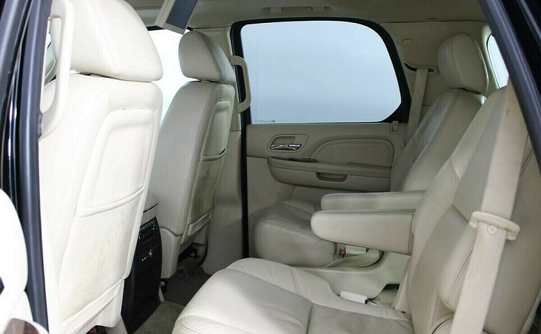 Cadillac Escalade III