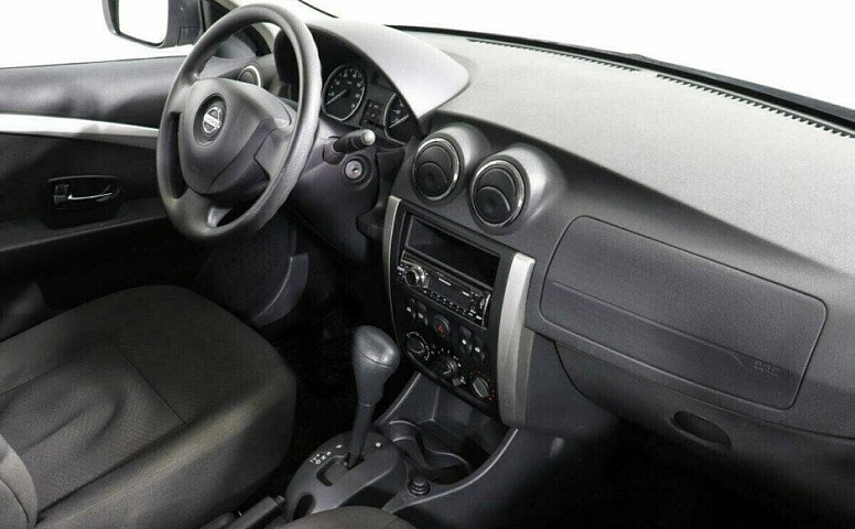 Nissan Almera 1.6 Автомат