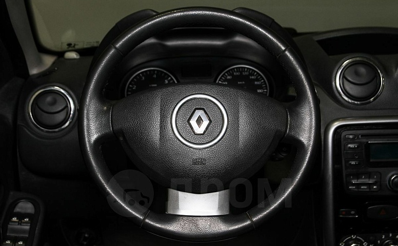 Renault Duster, 1 поколение