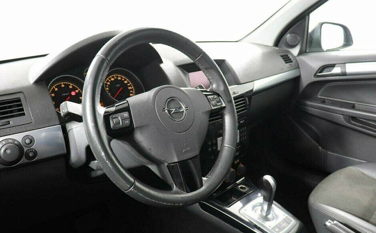 Opel Astra 1.6 Робот