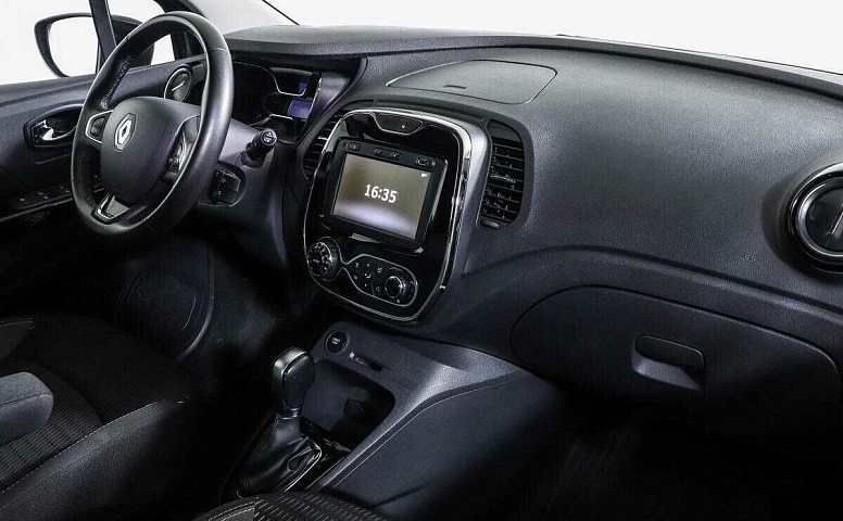 Renault kaptur cvt 2017 с пробегом 57 680 км