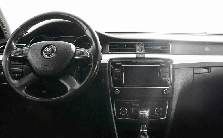 Skoda Superb 1.8 Робот