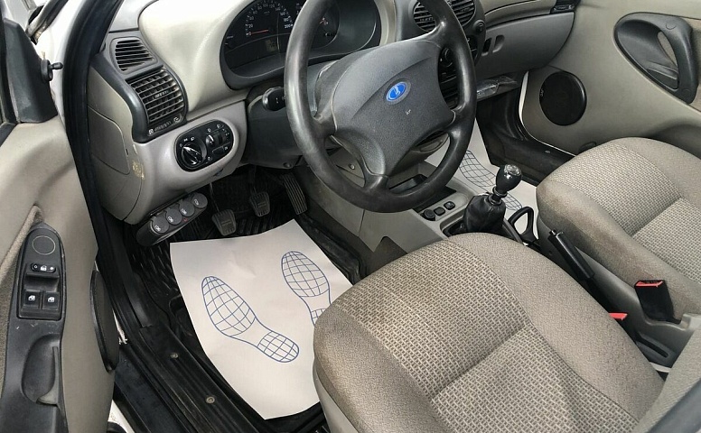 LADA (ВАЗ) KALINA 1.6 MT (87 л.с.)