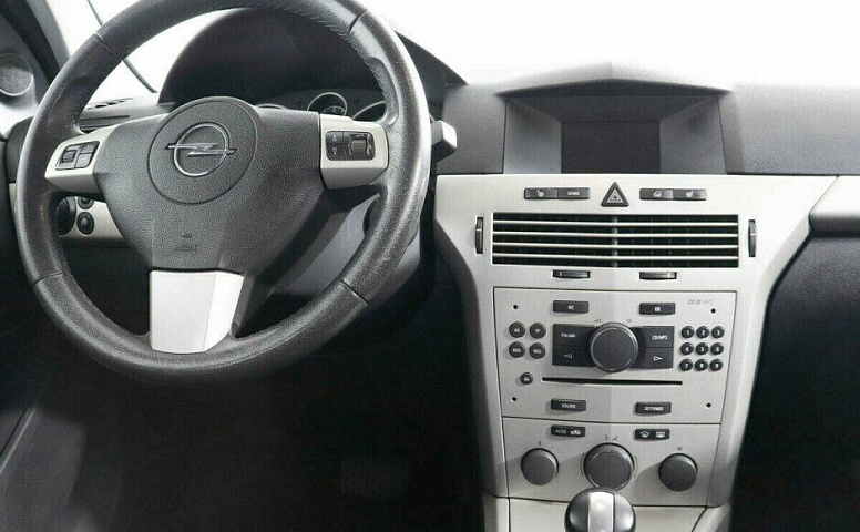 Opel Astra 1.6 Робот