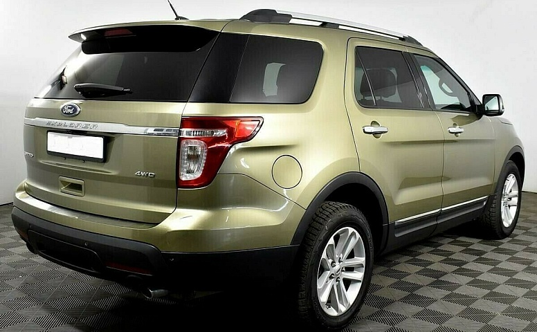 Ford Explorer V