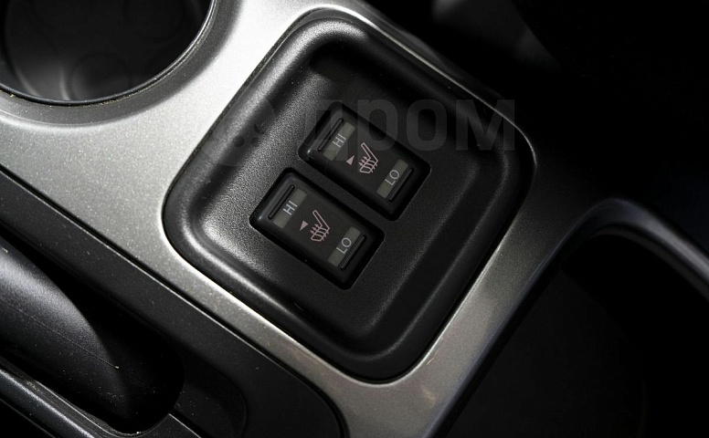 Nissan Juke, 1 поколение