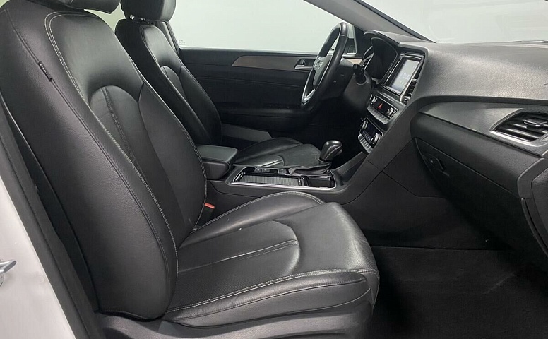 Hyundai Sonata 2.4 АКПП