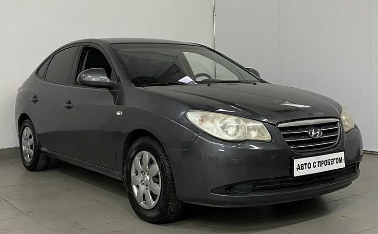 Hyundai ELANTRA 1.6 MT (122 л.с.)