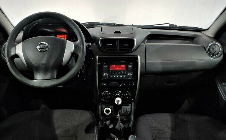 Nissan terrano