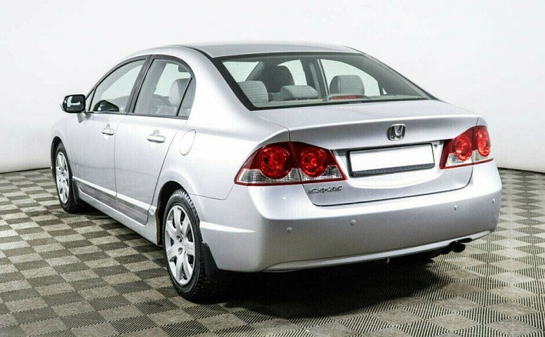 Honda Civic 1.8 Автомат