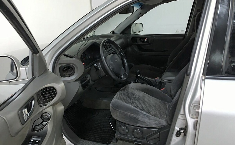 Hyundai SANTA_FE 2.4 MT (146 л.с.) 4WD