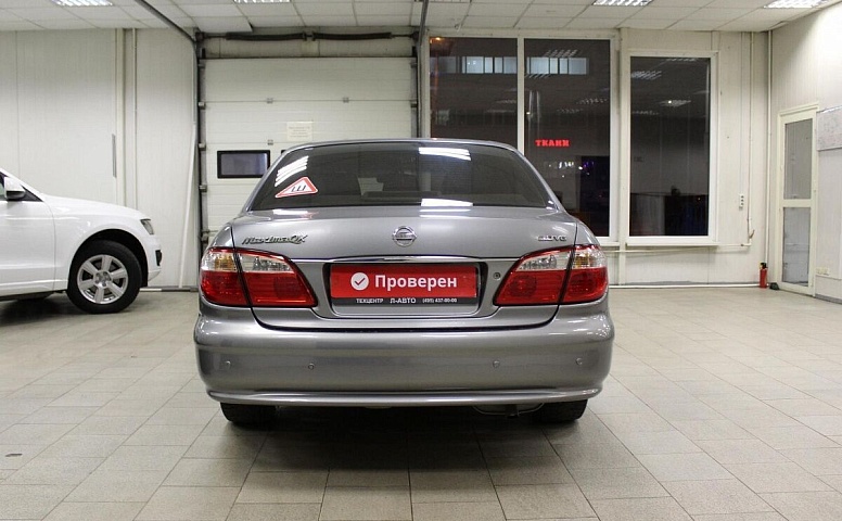 Nissan Maxima V (A33)