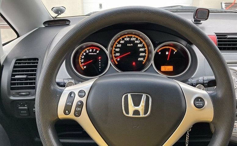 Honda Jazz I Рестайлинг