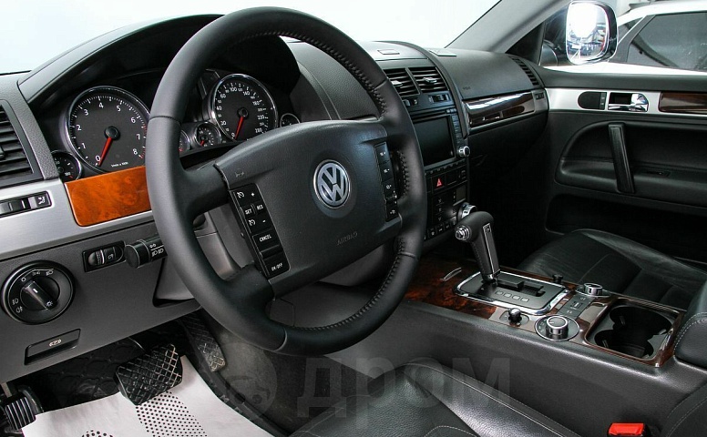 Volkswagen Touareg, 1 поколение, рестайлинг