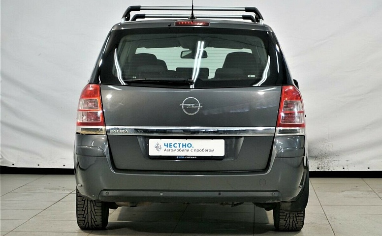 Opel Zafira B Рестайлинг