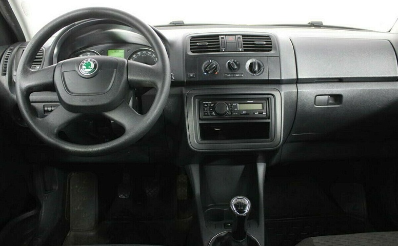 Skoda Fabia II Рестайлинг