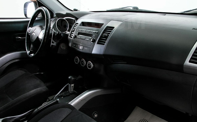 Mitsubishi Outlander, 2 поколение