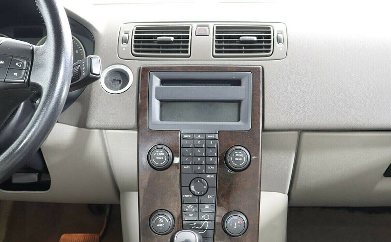 Volvo S40 II