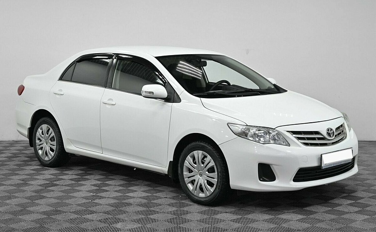 Toyota Corolla X (E140, E150) Рестайлинг