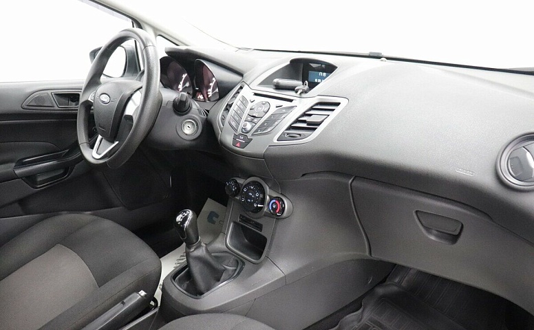 Ford Fiesta Mk6 Рестайлинг