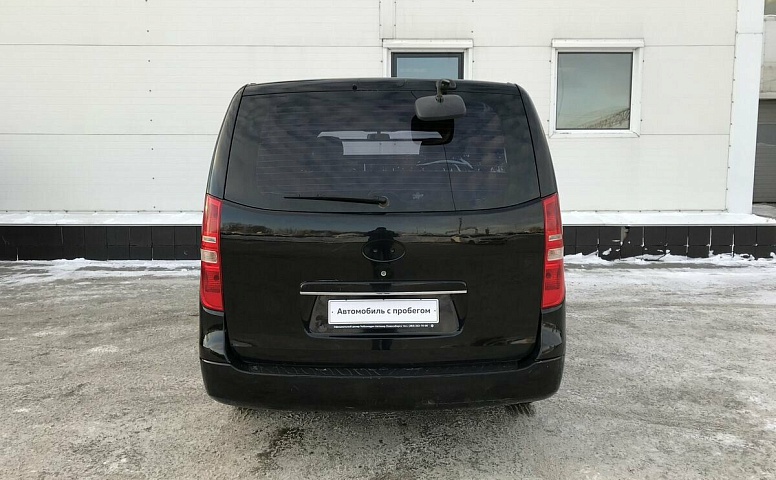Hyundai Grand Starex I