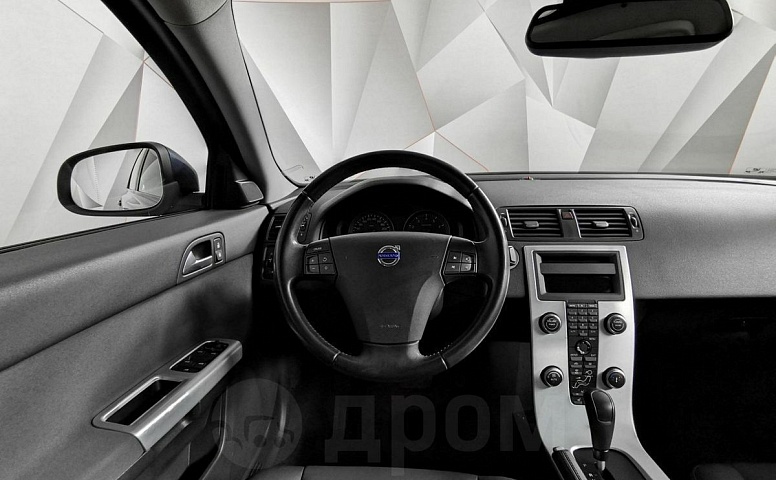 Volvo S40, 2 поколение, рестайлинг