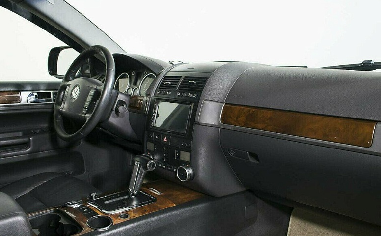Volkswagen Touareg 2.5 Автомат