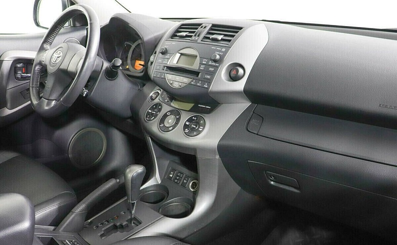 Toyota RAV4 III (XA30)