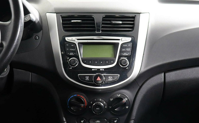 Hyundai Solaris I
